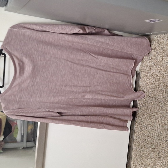 Top - Picture 2 of 3